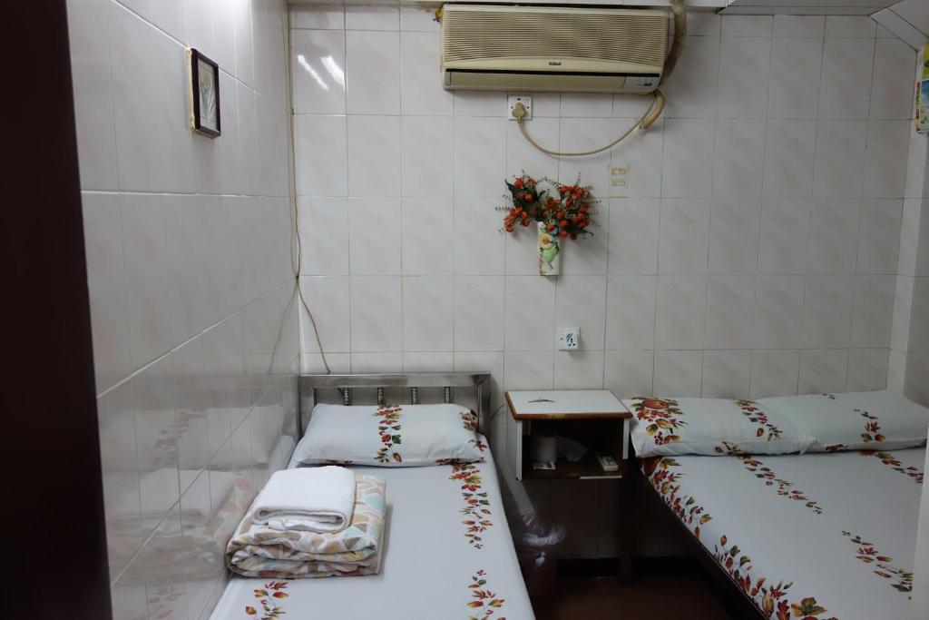 New China Guesthouse Hong Kong Exterior photo